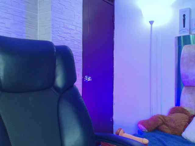 DakotaRobbins webcam