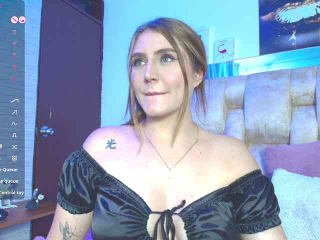 DakotaRobbins webcam