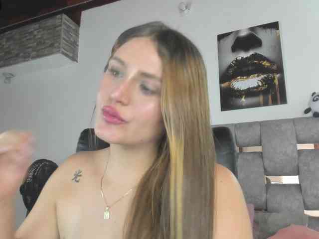 DakotaRobbins webcam