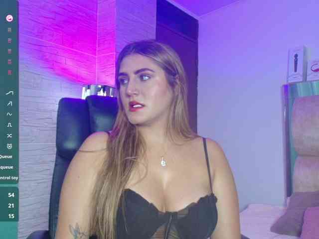 DakotaRobbins webcam