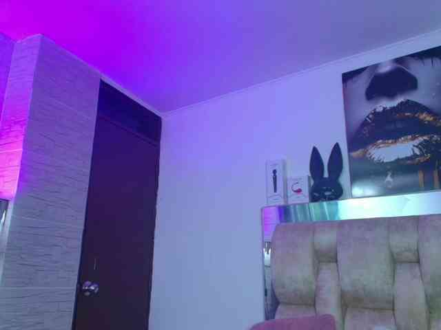 DakotaRobbins webcam