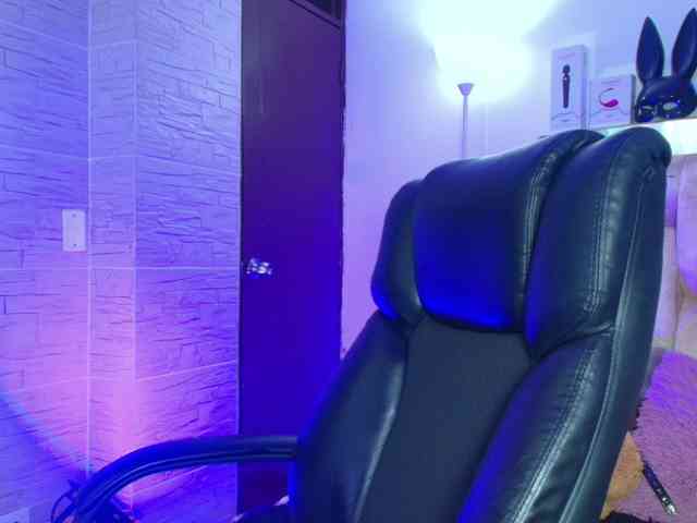 DakotaRobbins webcam