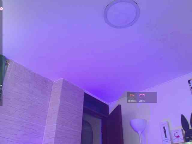 DakotaRobbins webcam