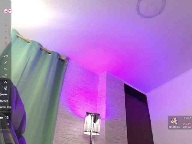 DakotaRobbins webcam