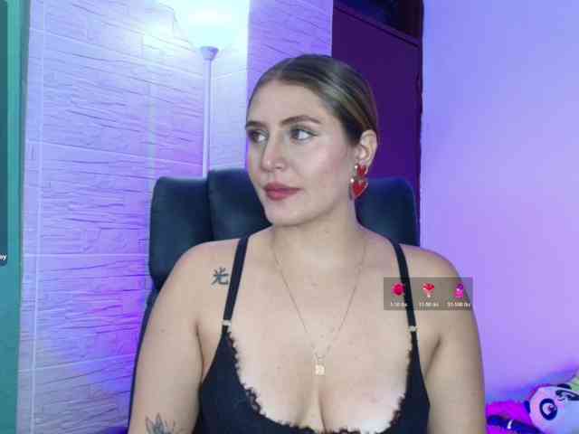 DakotaRobbins webcam