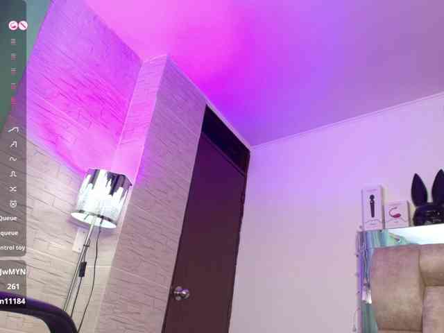 DakotaRobbins webcam