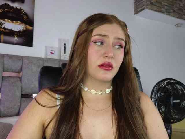 DakotaRobbins webcam