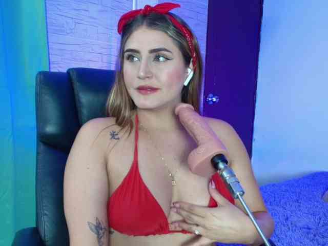 DakotaRobbins webcam