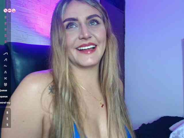 DakotaRobbins webcam