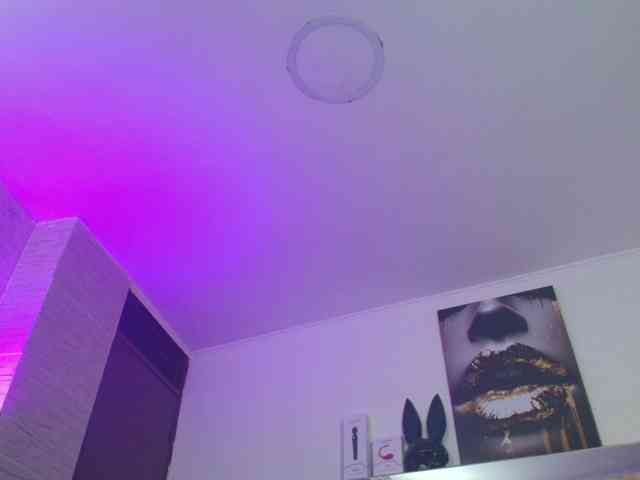 DakotaRobbins webcam