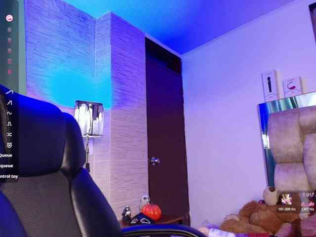 DakotaRobbins webcam