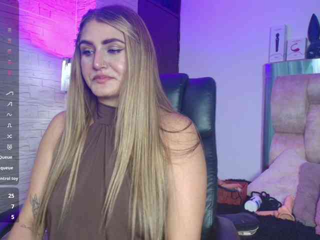 DakotaRobbins webcam