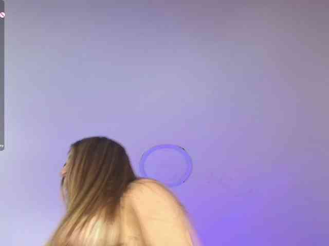 DakotaRobbins webcam