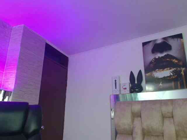 DakotaRobbins webcam