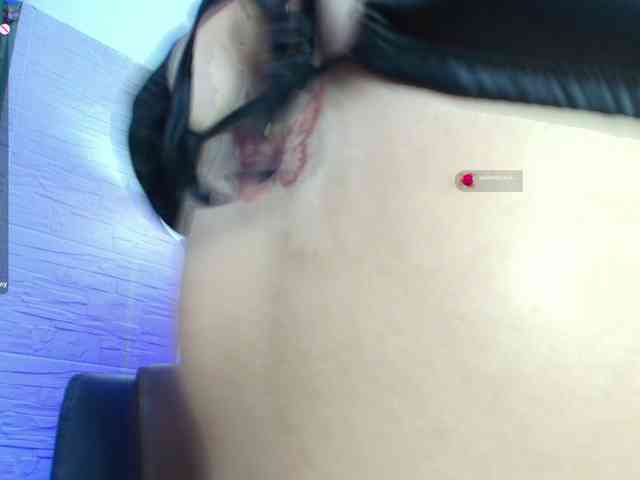 DakotaRobbins webcam