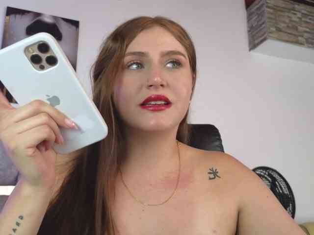DakotaRobbins webcam