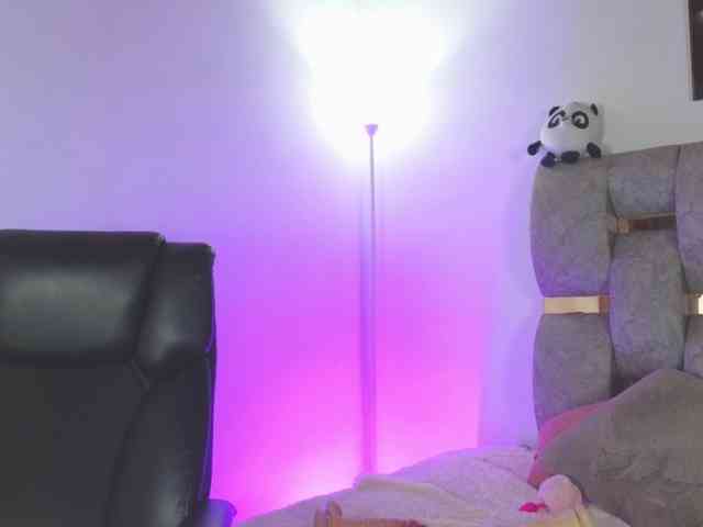 DakotaRobbins webcam