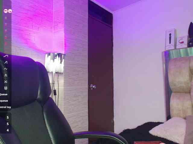 DakotaRobbins webcam