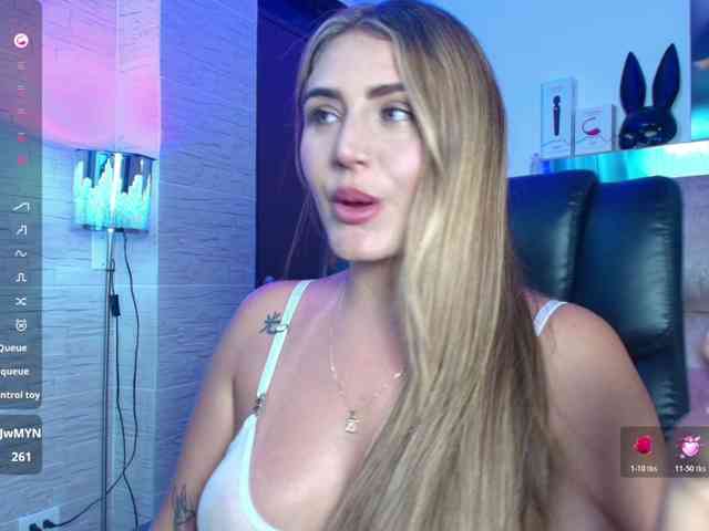 DakotaRobbins webcam