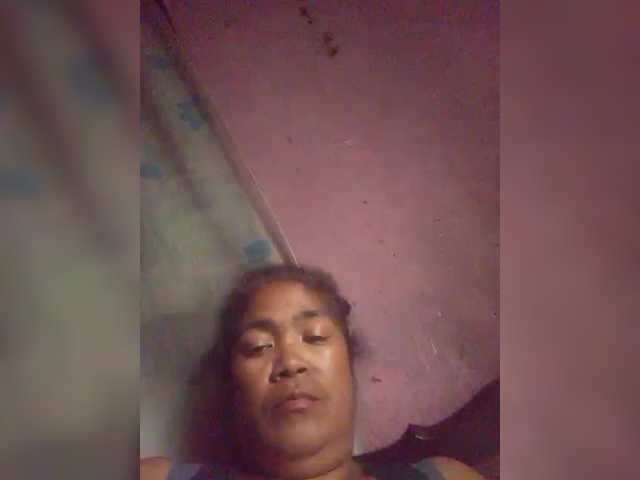 Aiiina's BongaCams show and profile