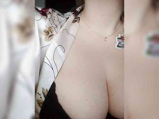 Merry_Kitties webcam