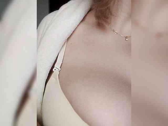 Merry_Kitties webcam