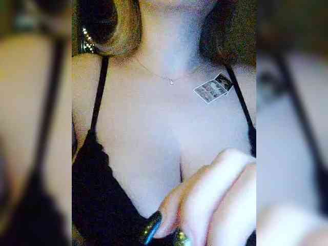 Merry_Kitties webcam