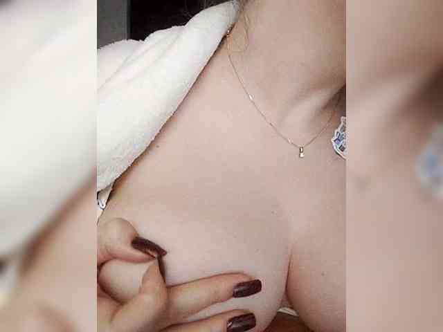 Merry_Kitties webcam