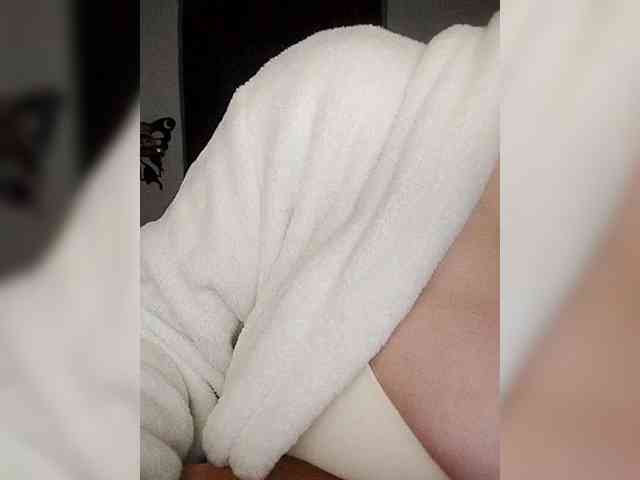 Merry_Kitties webcam