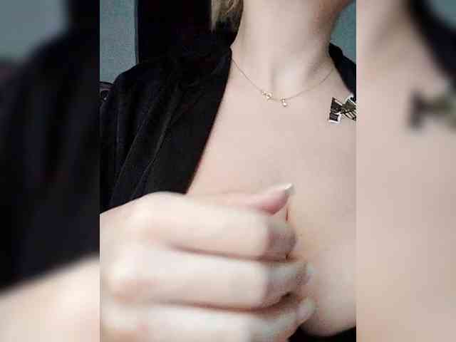 Merry_Kitties webcam