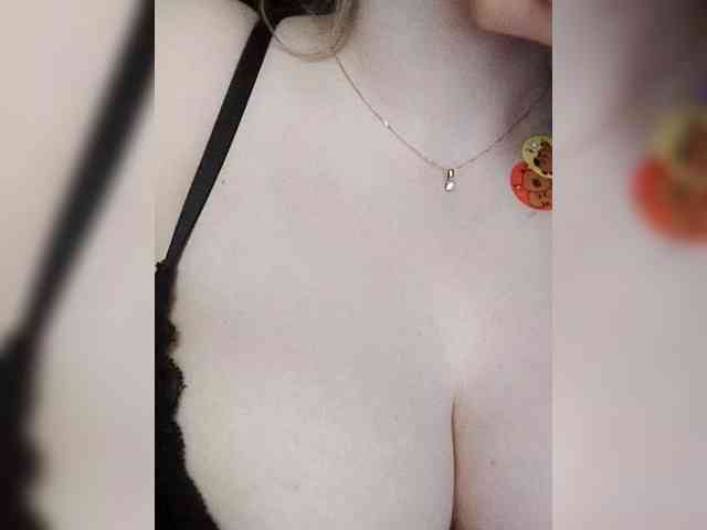 Merry_Kitties webcam