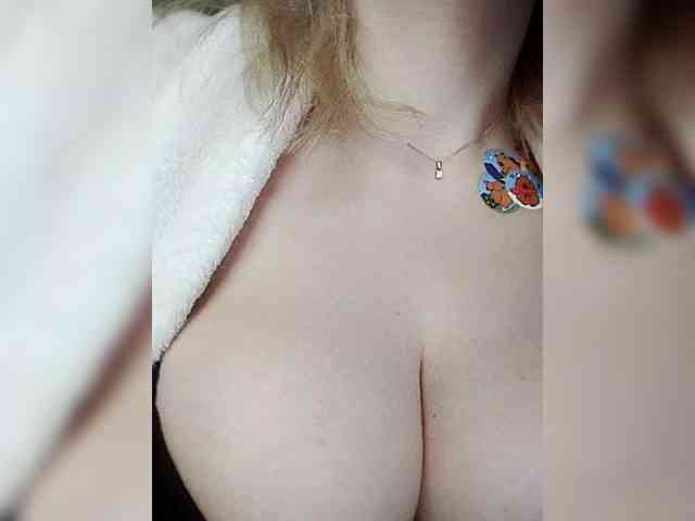 Merry_Kitties webcam