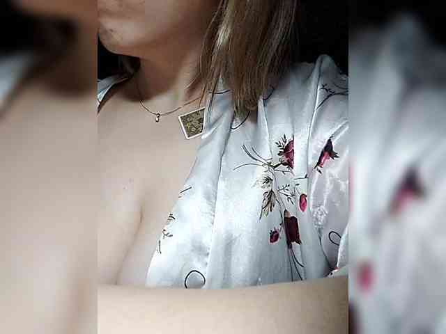 Merry_Kitties webcam