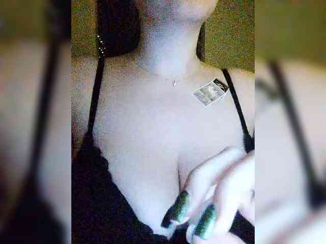 Merry_Kitties webcam