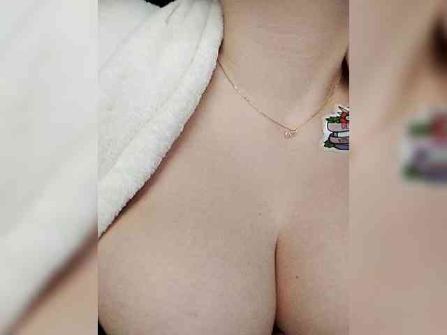 Merry_Kitties webcam