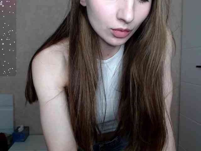 Mila-Doll05 webcam