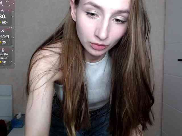 Mila-Doll05 webcam