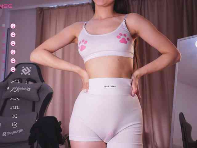 hotascarry webcam