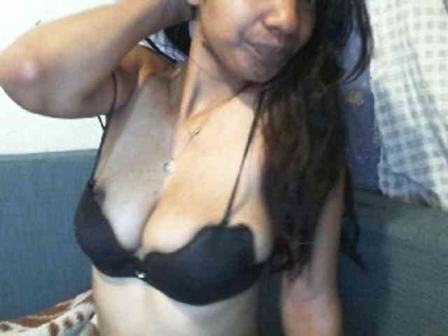 Giiulia webcam