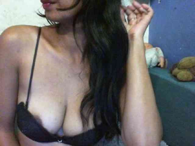 Giiulia webcam