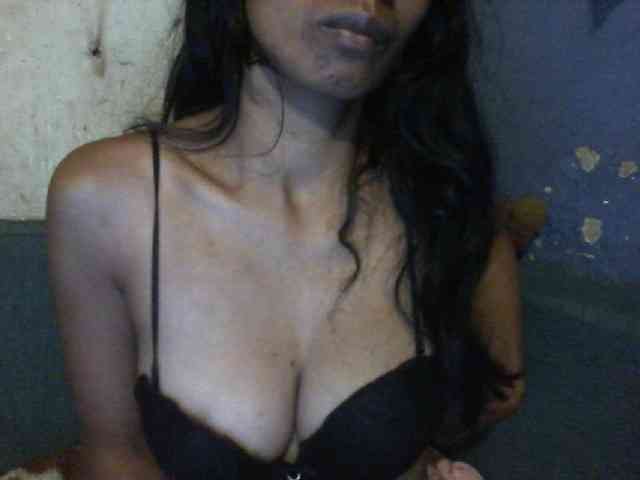 Giiulia webcam