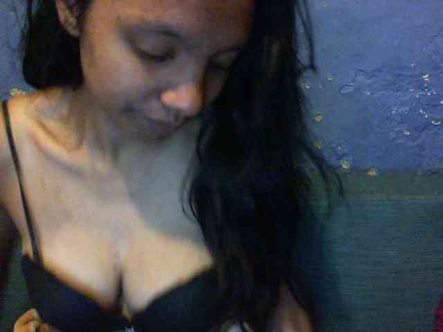 Giiulia webcam