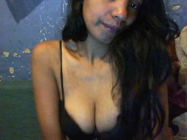 Giiulia webcam