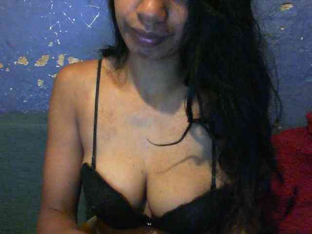 Giiulia webcam