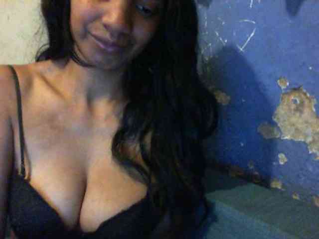 Giiulia webcam