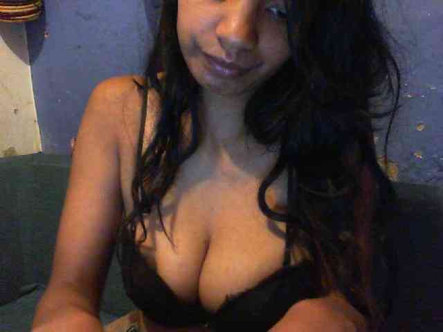 Giiulia webcam