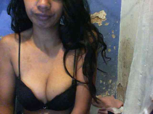 Giiulia webcam