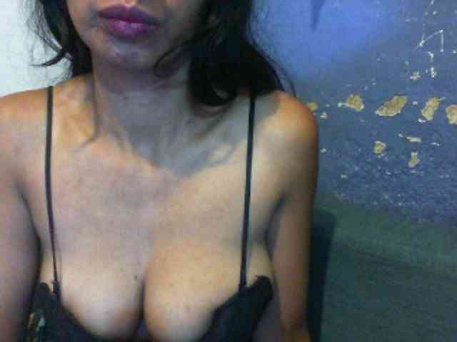Giiulia webcam