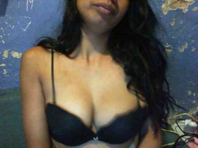 Giiulia webcam