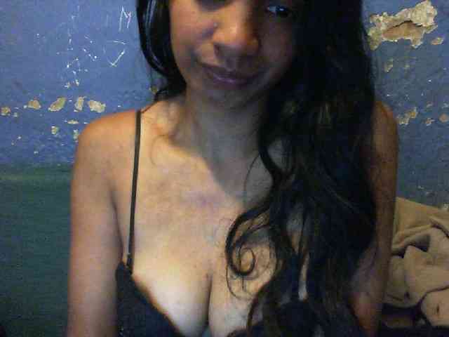 Giiulia webcam
